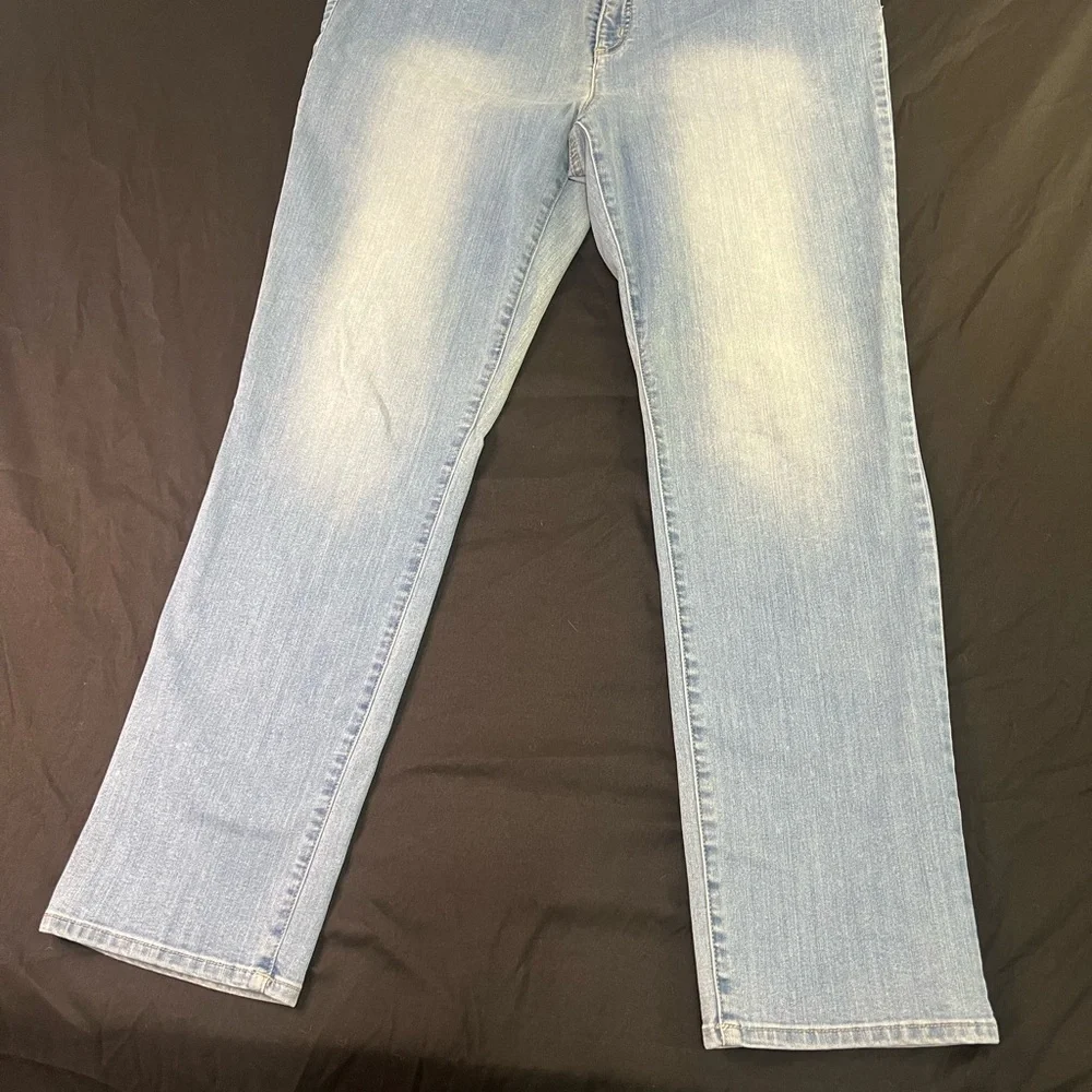 Fabulously Slimming by Chico's Women's Jeans Size 2.5 Short Straight Leg Stretch